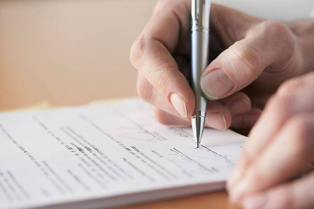 Kết hôn, ly hôn ở nước ngoài, ai xác nhận tình trạng hôn nhân?